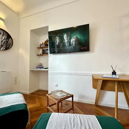 Centre Ville, Parking, Balcon, Piscine *