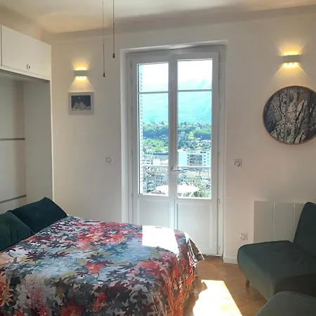 Apartment Centre Ville, Parking, Balcon, Piscine